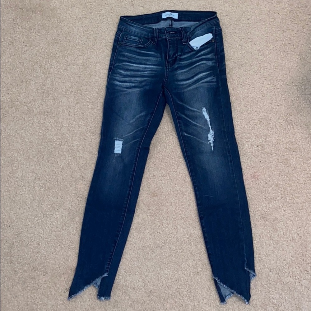 ripped skinny jeans